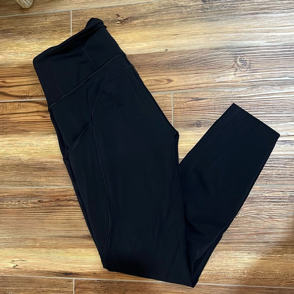 Lululemon Fast and Free High Rise Tight 25”with Pockets